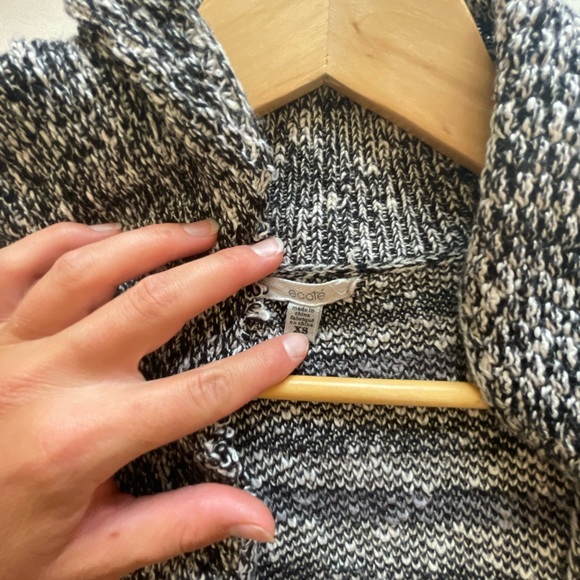 Ecote sweater - Picture 3 of 3